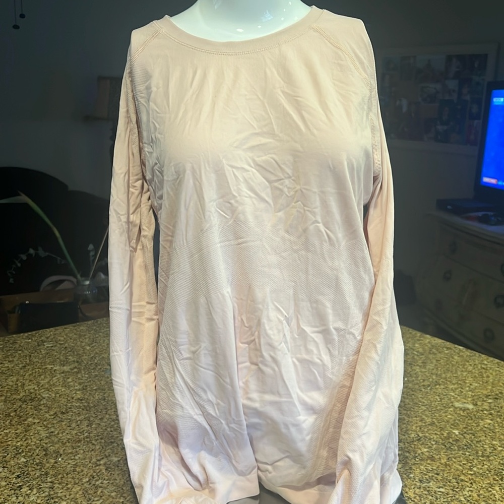 Athleta Large - image 1